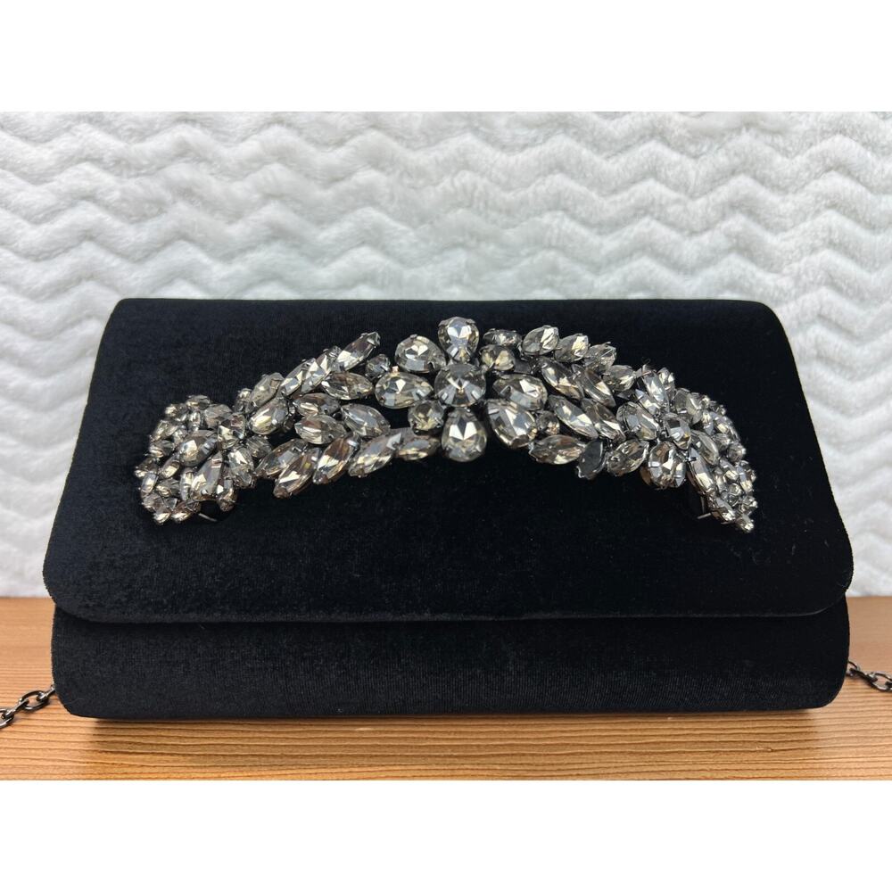 Sondra Roberts Velvet Clutch Stone Encrusted Shoulder Chain Strap Glam